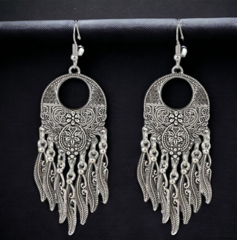 Zilverkleurige bohemian oorbellen