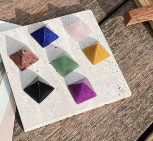 7 Chakra Pyramide