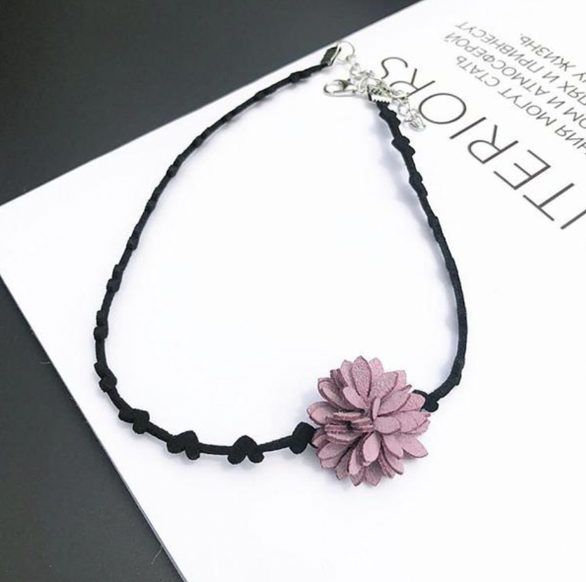 Zwarte hartjes armband met Paarse Bloem - Sieraden - Spiritueelboek.nl