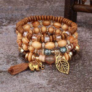 Vierlaagse Wikkelarmband met dominante bruine kralen