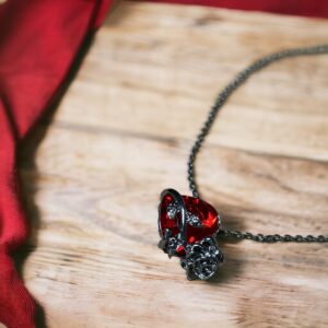 Ketting met Roos en Rood Hart