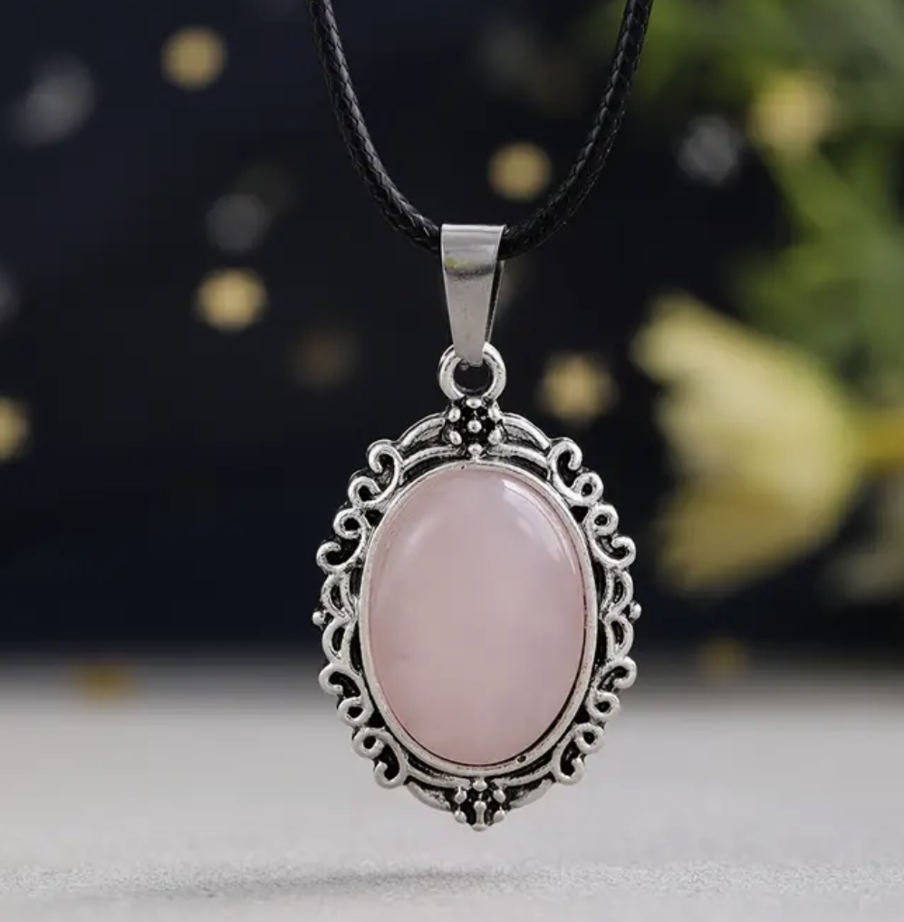 Ovale rozenkwarts ketting