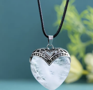 Bergkristal hart ketting