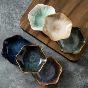 Japanse keramische schotels