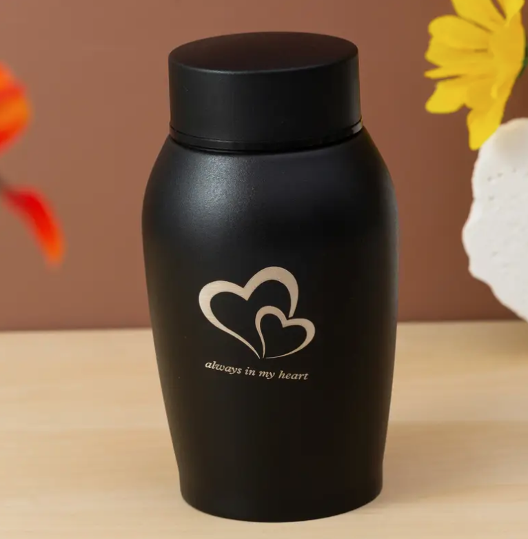 Zwarte Urn 'Always in my heart'
