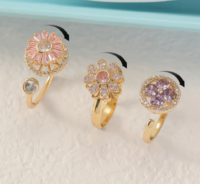 3 Draaiende Bloemen Ringen Set