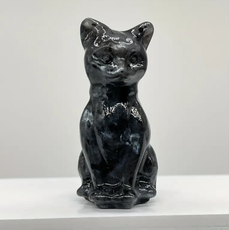 Larvikiet Kattenbeeldje