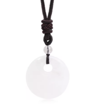 witte jade hanger