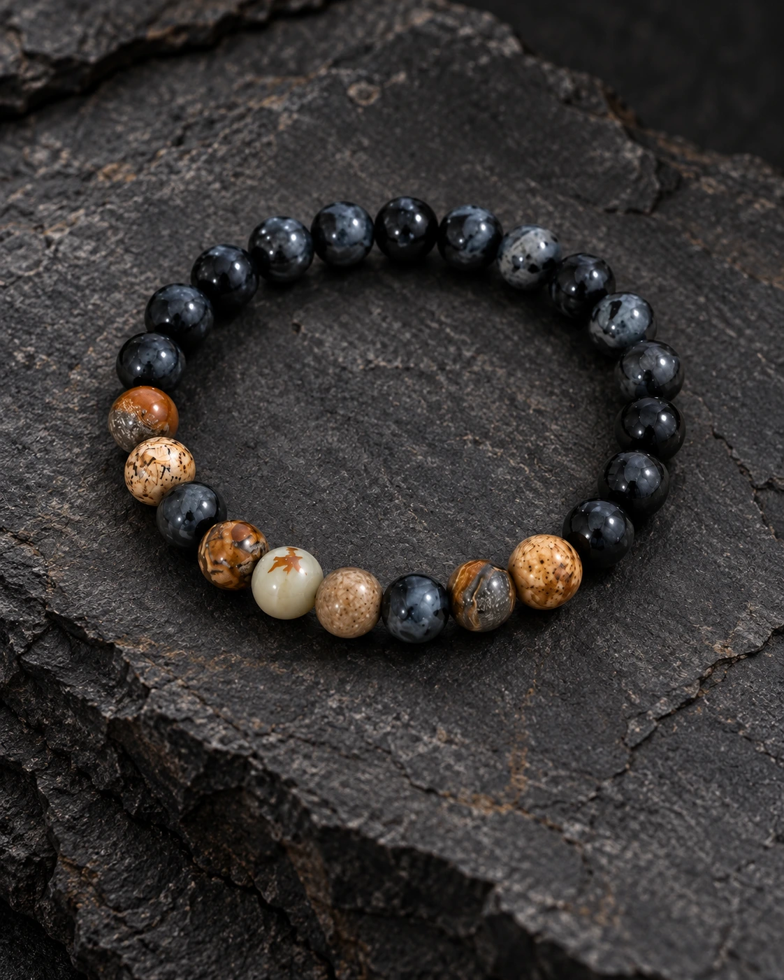 Donkere Natuursteen Armband
